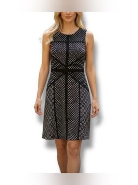 Just...Taylor Black & White Sleeveless Patterned Fit-and-Flare Dress 8